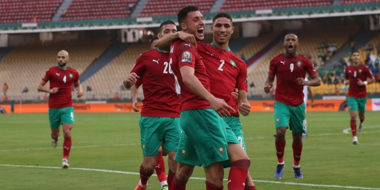 “أسود الأطلس” تهزم جزر القمر بثنائية، وتتأهل الى دور الـ16