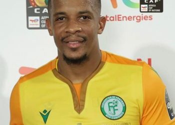 حارس مرمى جزر القمر يتوج بجائزة احسن لاعب في المبارة