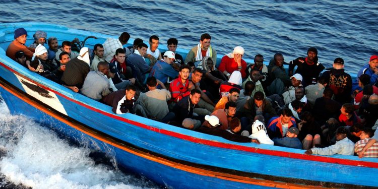 الهجرة السرية..إنقاد 45 قبالة سواحل طرفاية