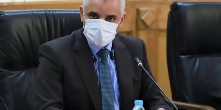 خالد آيت الطالب.. “نقص حاد” في الأطر الصحية