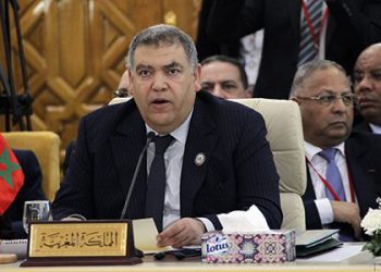 مشاكل برنامج مراكش بدون صفيح على طاولة وزير الداخلية