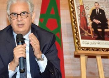بركة يدعو إلى استعمال اللغة العربية و الأمازيغية في جميع مراسلات الوزارة