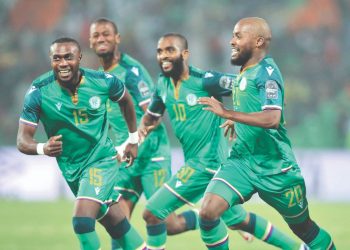 جزر القمر تواجه الكاميرون بدون حارس مرمى