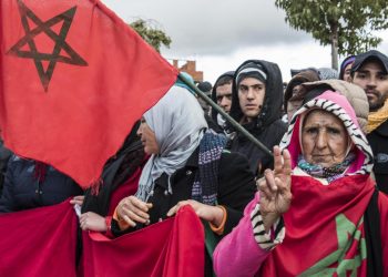 مغاربة يخرجون للشارع في ذكرى 20 فبراير