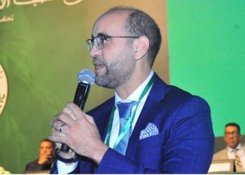 أنيس محفوظ:  بنحليب هو من رفض الاستمرار…متولي “مكيحكمش” في الرجاء