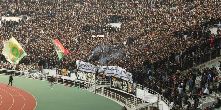 جماهير الجيش الملكي تبعث برسالة قوية للمسؤولين !
