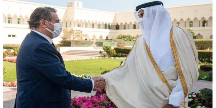 أمير دولة قطر يستقبل رئيس الحكومة عزيز أخنوش