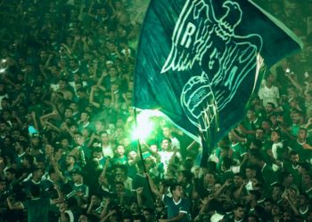 جماهير “المكانة” تقاطع مباراة حوريا كوناكري