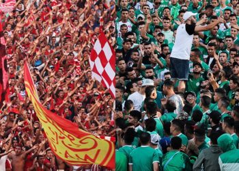 عودة الجماهير للملاعب..الإبراهيمي يزف خبرا سارا