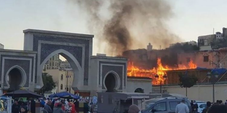 فاس..اندلاع حريق داخل سوق الرصيف