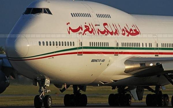 “لارام” تبرمج رحلات للمغاربة العالقين بأوكرانيا
