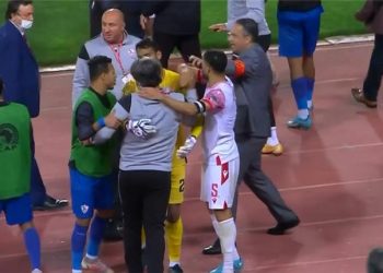 “مدحت عبد الهادي” يكشف ما حدث في مباراة الوداد و الزمالك