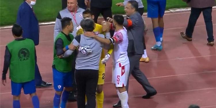 “مدحت عبد الهادي” يكشف ما حدث في مباراة الوداد و الزمالك