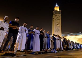 فلكي مغربي يحدد موعد رمضان وعيد الفطر بالمغرب
