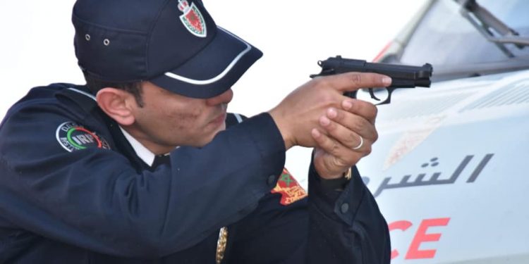 أمن مكناس يكشف أسباب استعمال شرطي لسلاحه الوظيفي بمكناس