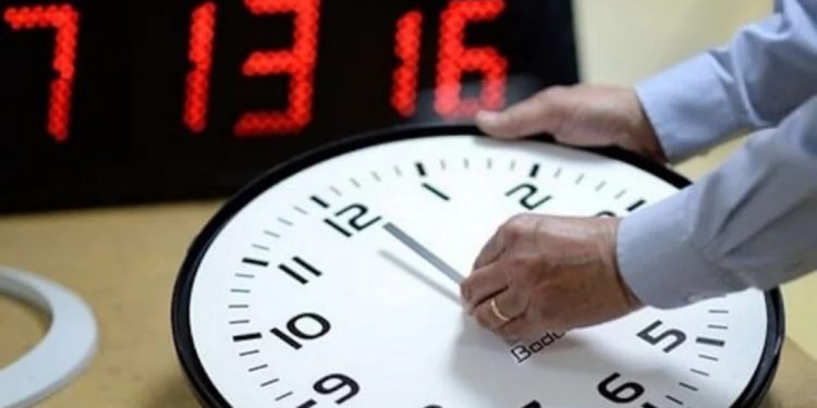 هذا هو موعد عودة المغرب لتوقيت “غرينيتش”