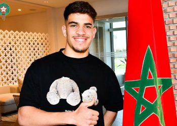 الزلزولي يرافق حكيمي إلى المغرب في طائرة خاصة