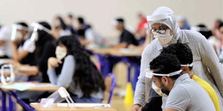 آباء و أولياء التلاميذ يهددون باللجوء للقضاء