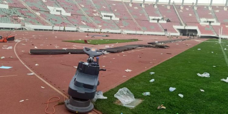 جامعة الكرة تصدر عقوبات قاسية في حق جماهير الجيش الملكي والمغرب الفاسي