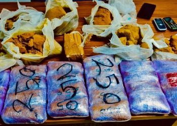 إيقاف مروج مخدرات بطنجة بحوزته 12 كلغ من “الحشيش”