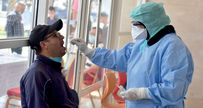 وفاة شخصين وإصابة 52 حالة جديدة بفيروس كورونا