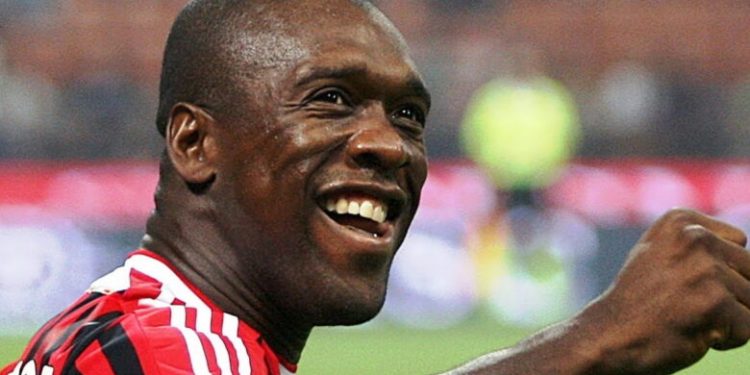 كلارنس سيدورف نجم ميلان يعلن اعتناقه الإسلام