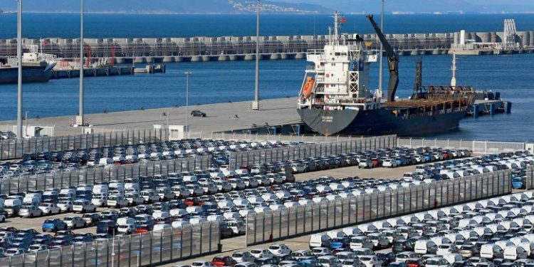 ميناء طنجة المتوسط ضمن أفضل ثلاثة موانئ للحاويات