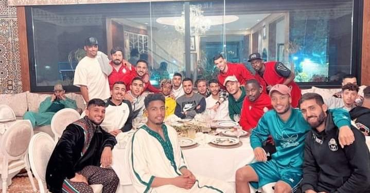 فطور جماعي للاعبي الوداد بمنزل الناصري
