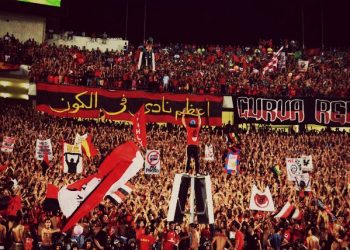 الأهلي يطالب السلطات المصرية بفتح الملعب بشكل كامل في مواجهة الرجاء