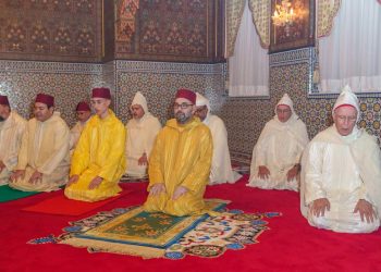أمير المؤمنين صاحب الجلالة الملك محمد السادس يحيي ليلة القدر المباركة