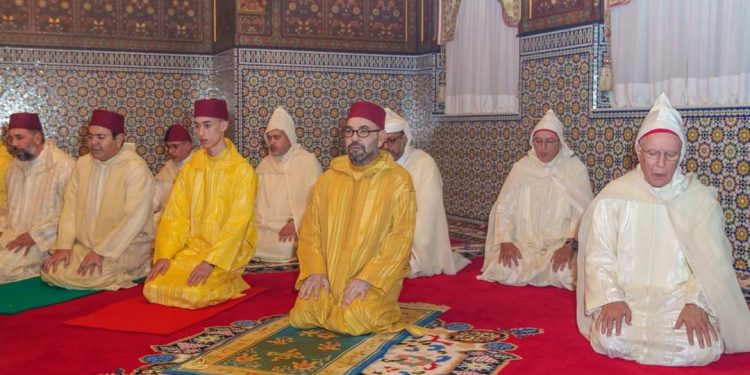 أمير المؤمنين صاحب الجلالة الملك محمد السادس يحيي ليلة القدر المباركة