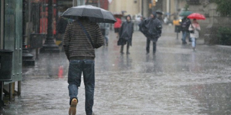 أمطار وثلوج ورياح بعدد من أقاليم المملكة