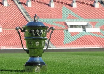 كأس العرش.. هذا هو موعد إجراء المباراتين النهائيتين