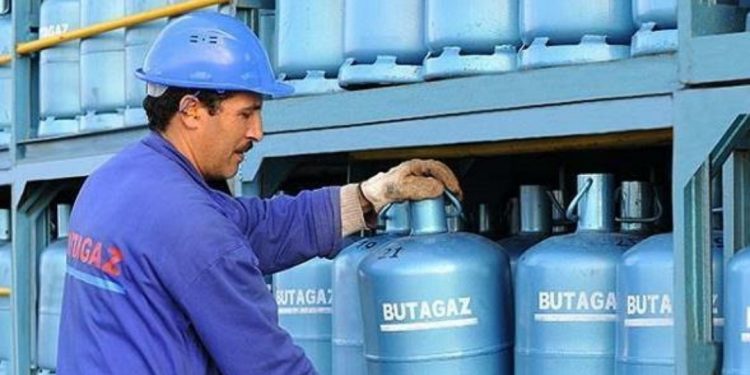 بايتاس: الحكومة لا تعتزم رفع الدعم عن غاز البوتان