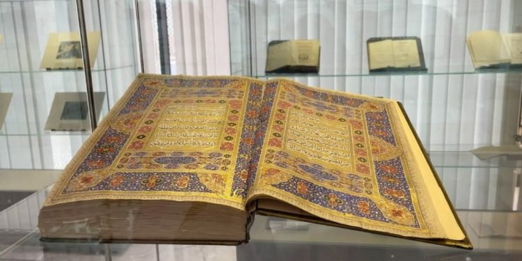 السعودية تقيم معرضا للمصاحف النادرة