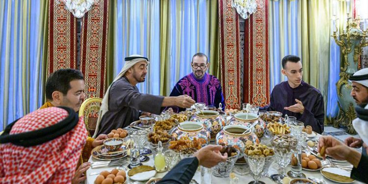 جلالة الملك يقيم مأدبة إفطار على شرف الشيخ محمد بن زايد آل نهيان