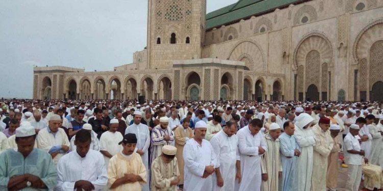 بعد سنتين من الغياب.. عودة صلاة العيد والوزارة تستعين بالمساجد