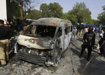 باكستان.. مقتل أربعة أشخاص إثر انفجار عبوة ناسفة في جامعة كراتشي