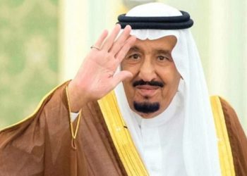 الملك سلمان بن عبدالعزيز يجري فحوصات طبية