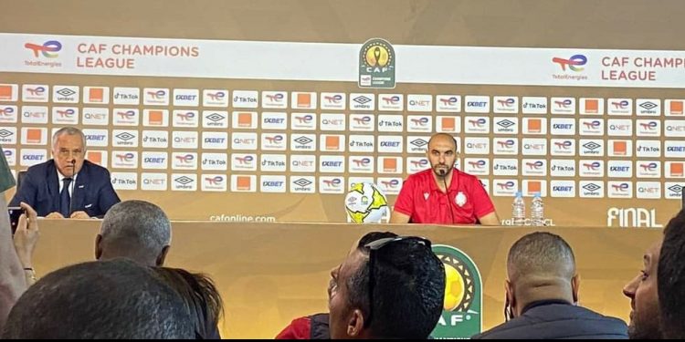 الركراكي: الوداد غير مرشح للتتويج باللقب الإفريقي