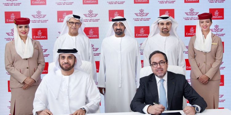 الخطوط الملكية المغربية وطيران الامارات تبرمان شراكة بالرمز