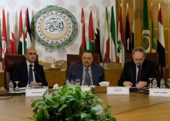 المغرب يشارك في مؤتمر دولي بالقاهرة حول مكافحة الاتجار والانتشار غير المشروع للأسلحة