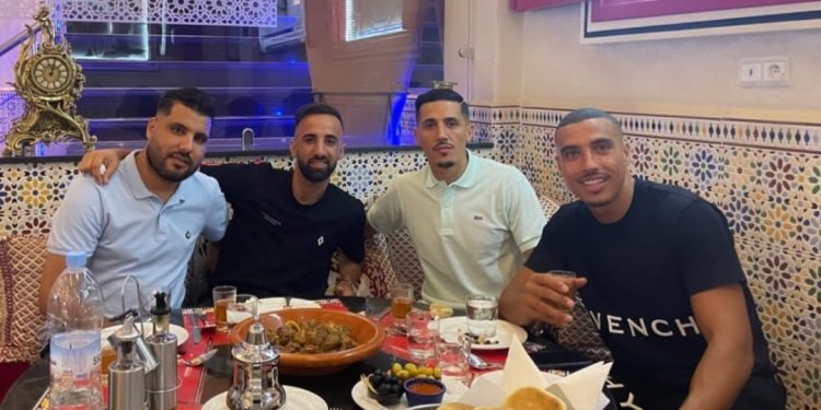 لاعبو المنتخب الوطني يتوافدون تباعا على مراكش 