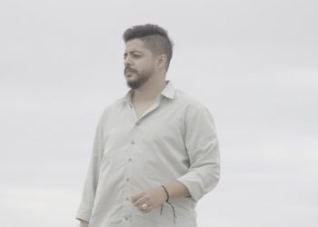 إيهاب أمير يكشف عن جديده الفني “çayest”