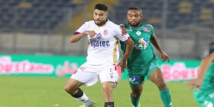 الرجاء يواجه الوداد في قمة الجولة الـ 25