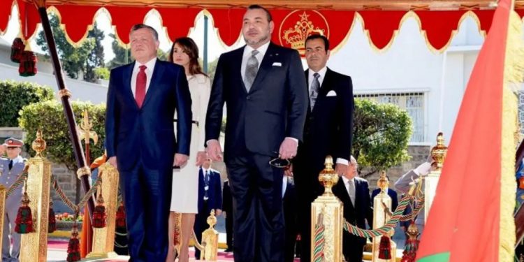 برقية تهنئة من جلالة الملك إلى عاهلي المملكة الأردنية الهاشمية