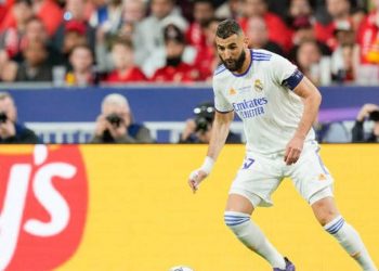 كريم بنزيما يغيب عن تحضيرات ريال مدريد