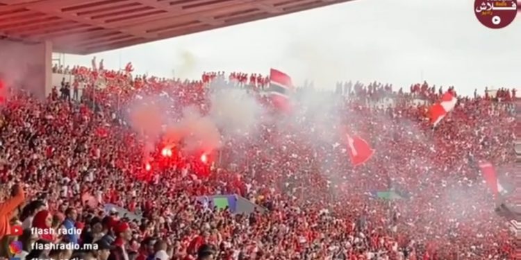 فيديو.. هكذا احتفلت الجماهير الودادية بلقب البطولة الوطنية الإحترافية