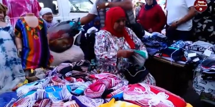 فيديو.. تعرف على أثمنة الملابس التقليدية الخاصة بعيد الأضحى