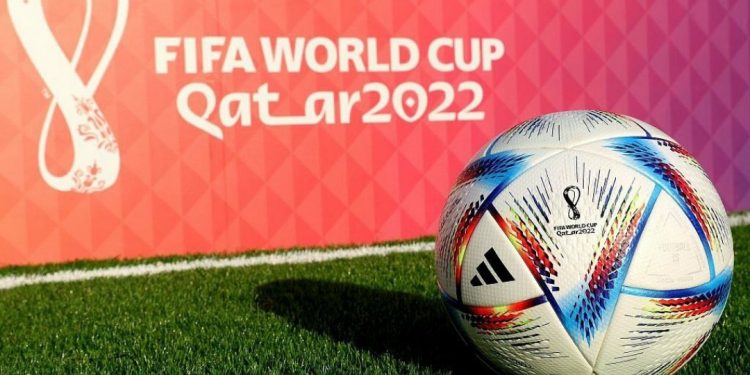 حظر بيع المشروبات الكحولية داخل ملاعب مونديال قطر